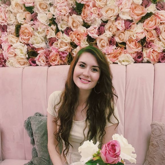 Meet your Posher, Areli - Picture 1 of 3